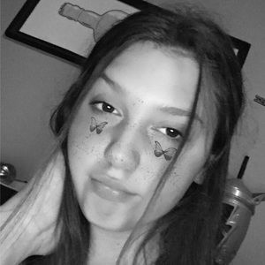 Meet your Posher, Cassie